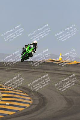 media/Sep-30-2023-SoCal Trackdays (Sat) [[636657bffb]]/Turns 9 and 10 (1010am)/